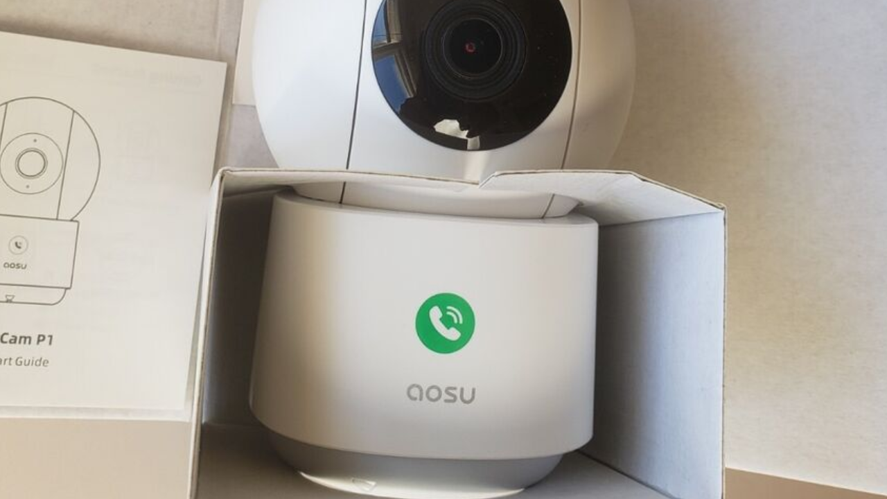 How does Motion Detection Technology Work in Wireless Indoor Security Cameras?